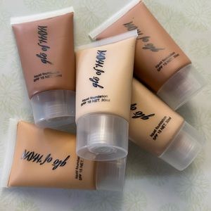 glō of HAYA liquid foundation